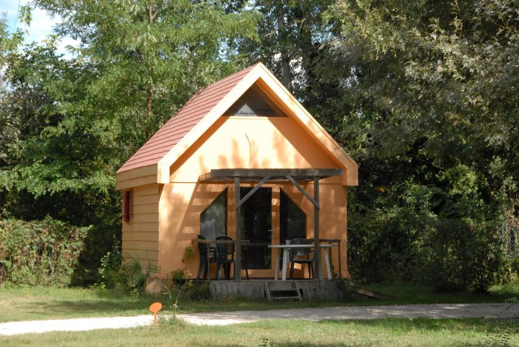 Camping Paradis Bellerive Montfrin Zewnętrze zdjęcie